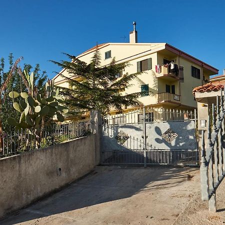Bouganville House - Casa Vacanze Triparni Ngoại thất bức ảnh