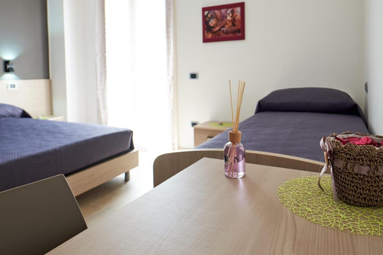 Bouganville House - Casa Vacanze Triparni Ngoại thất bức ảnh